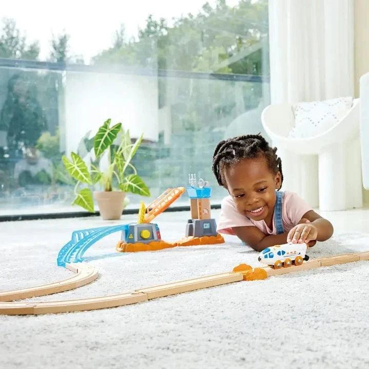 2-in-1 Space Shuttle Train Hape Lil Tulips
