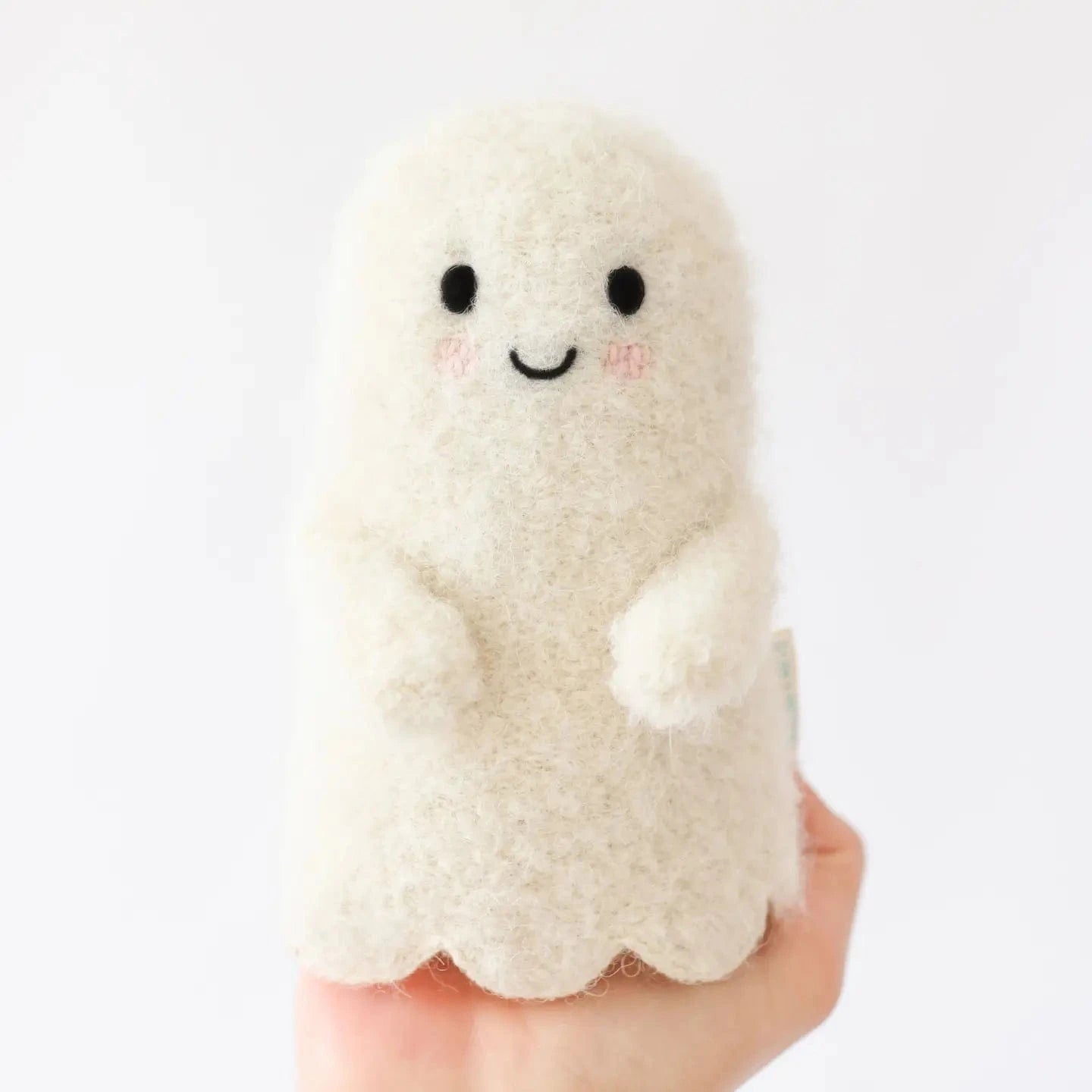 Baby Ghost Ivory cuddle+kind Lil Tulips