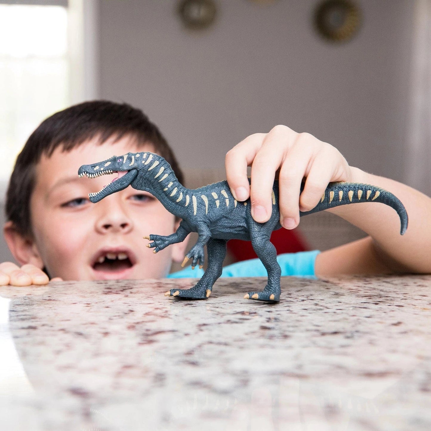 Baryonyx Realistic Dinosaur Toy with Movable Jaw Schleich Lil Tulips