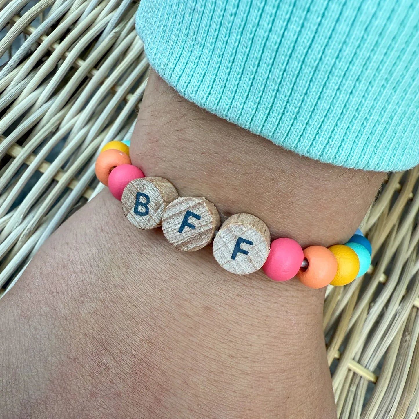 Beaded Bff Friendship Bracelet Gift Kit - Rainbow Cotton Twist Lil Tulips