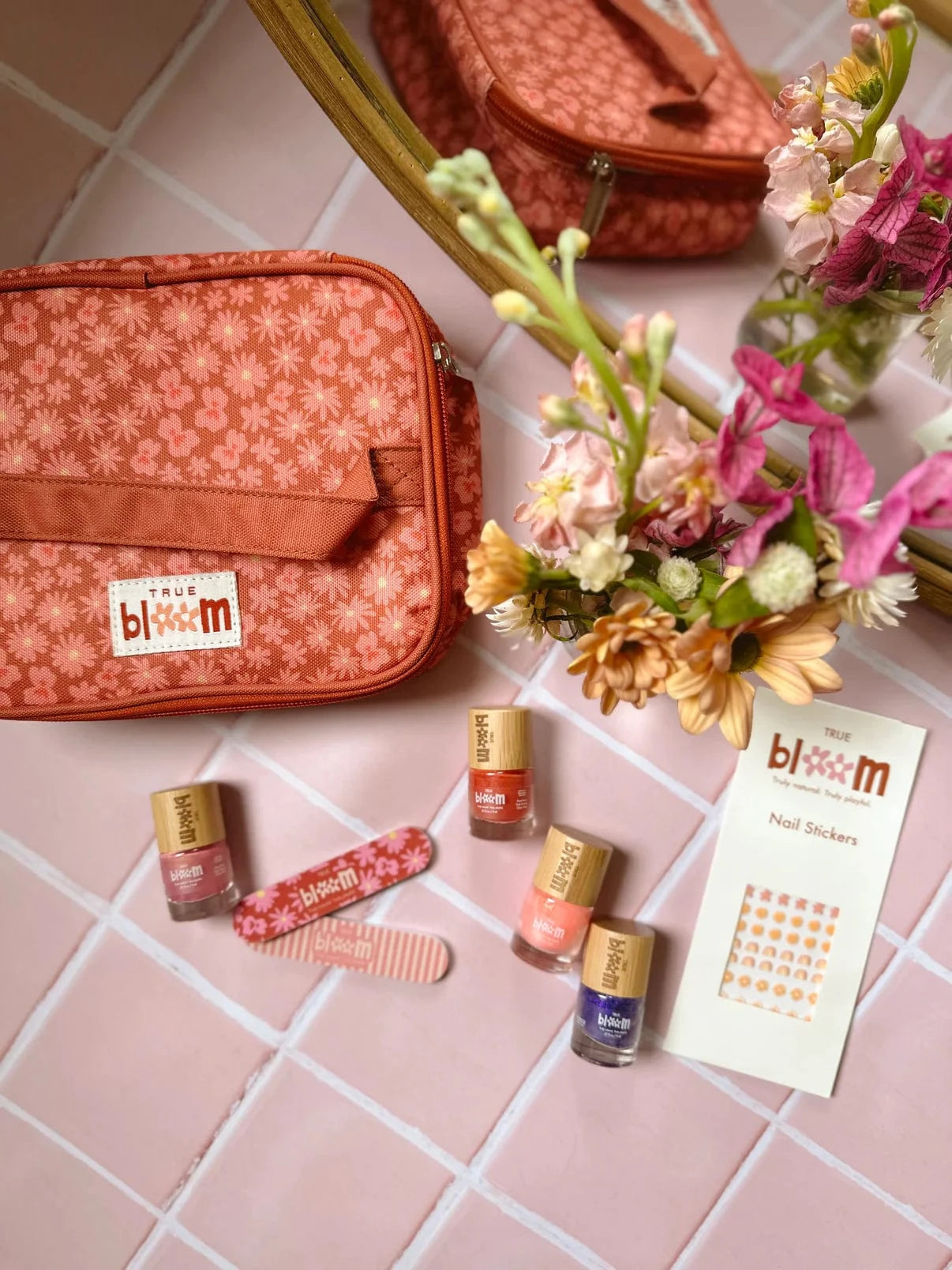 Bloom Nail Kit True Bloom Lil Tulips