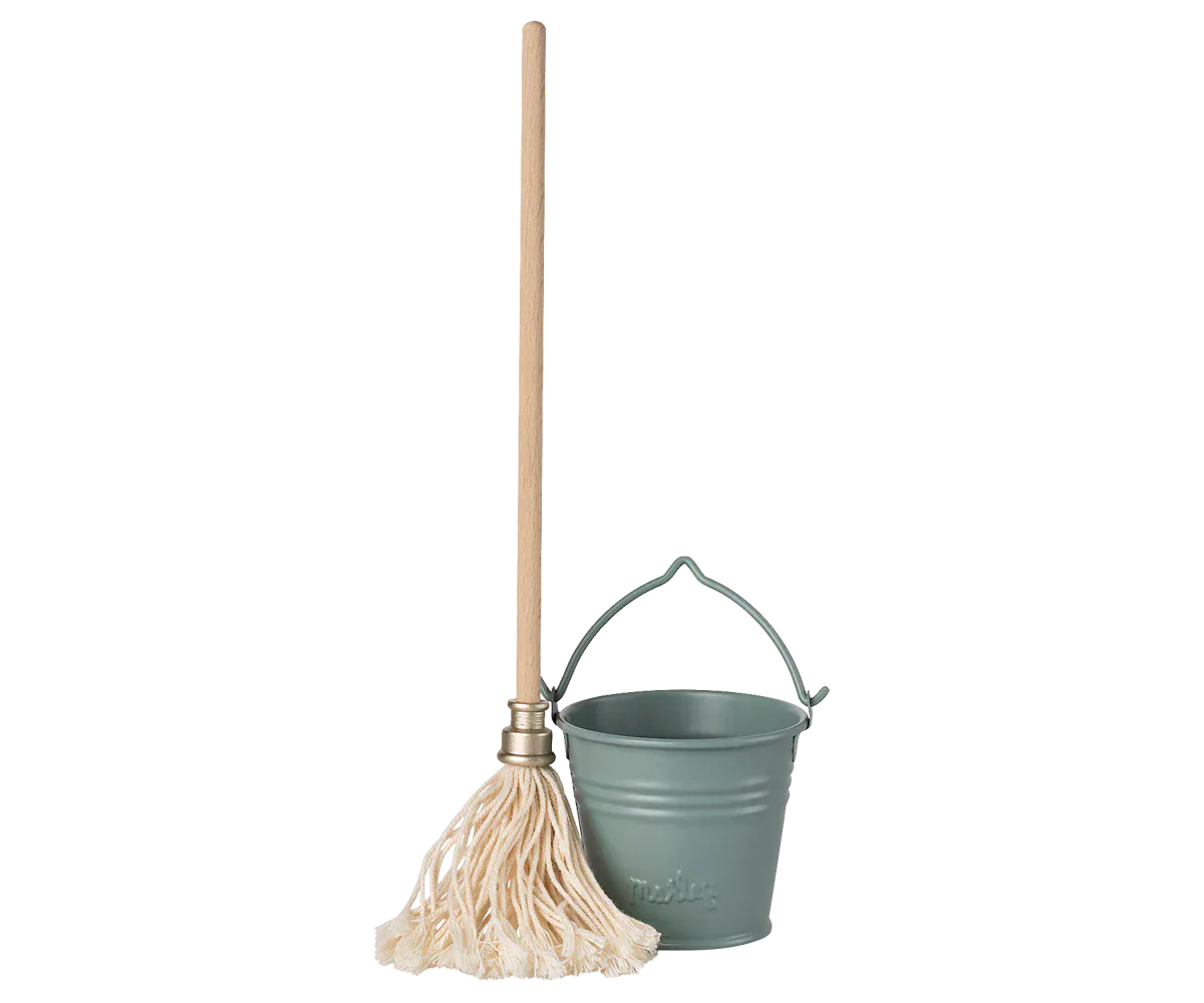 Bucket & mop, Miniature - Light blue Maileg Lil Tulips