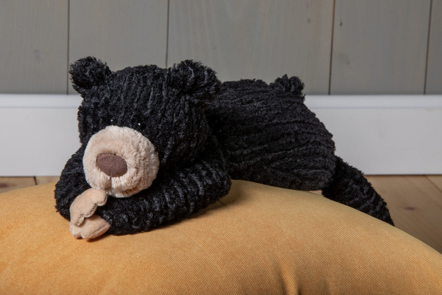 Cozy Toes Black Bear – 17″ Mary Meyer Lil Tulips