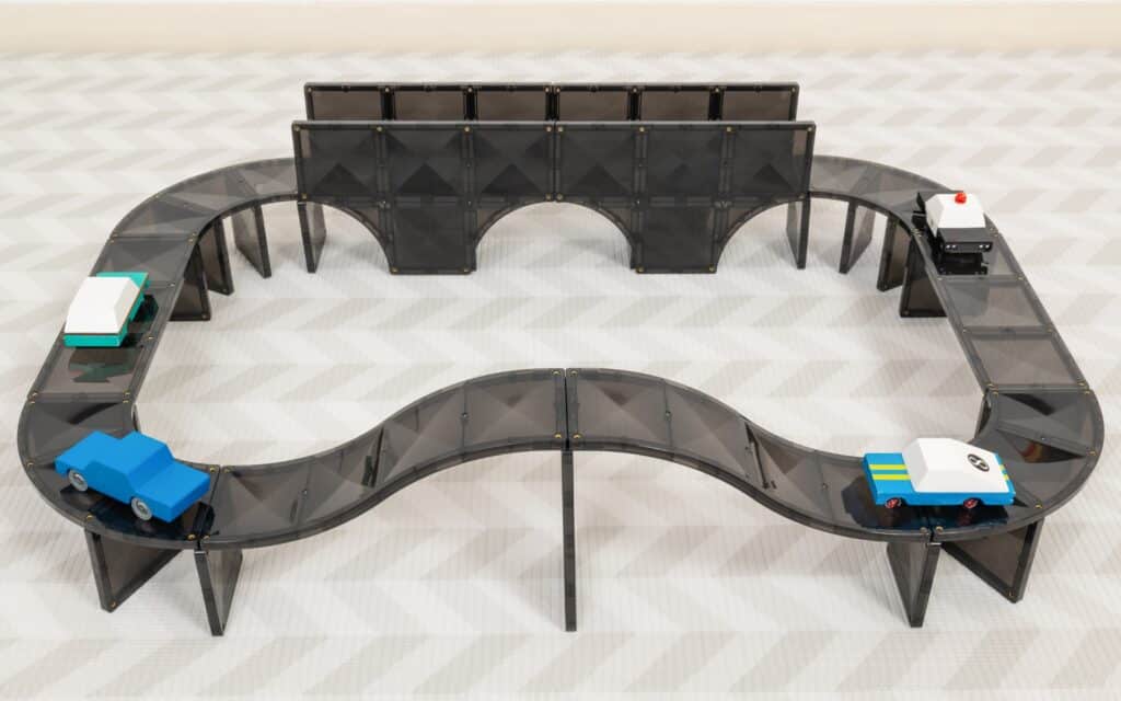 Creative Roads Pack 48 PC Connetix Lil Tulips