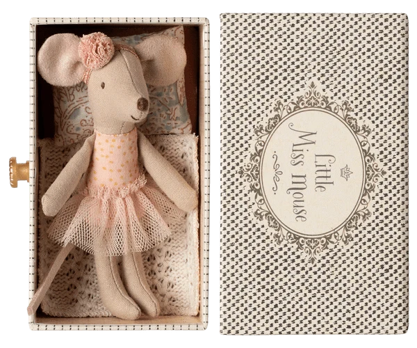 Dance Mouse in Daybed, Little sister Maileg Lil Tulips