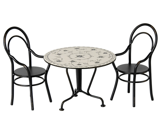 Dining table set w. 2 chairs, Miniature Maileg Lil Tulips