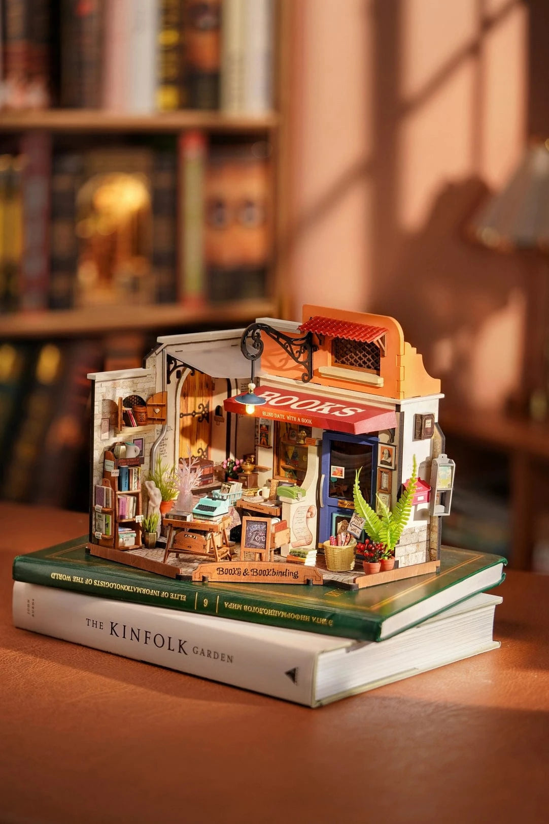 Diy Miniature House Kit: Corner Bookstore Rolife Lil Tulips
