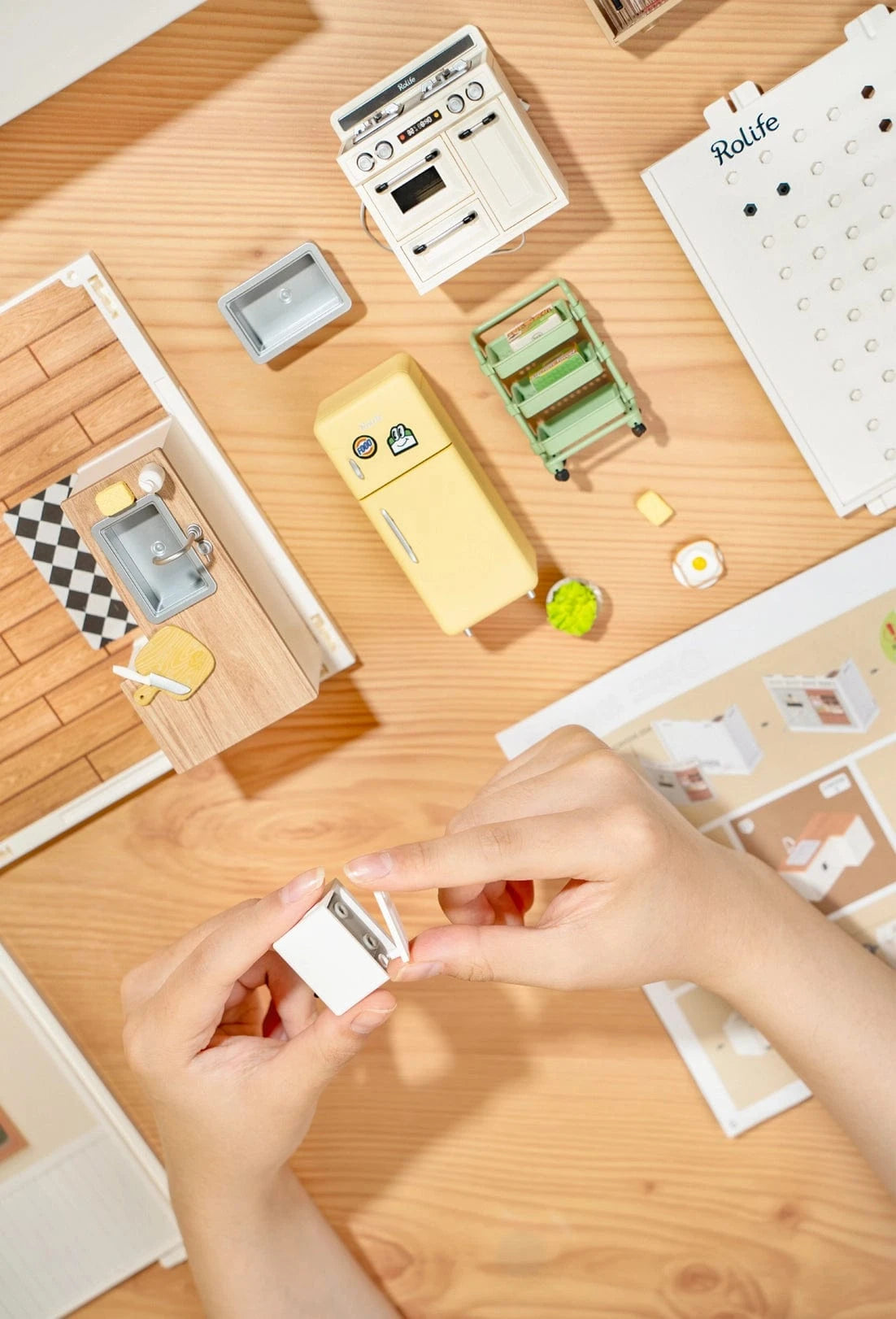 Diy Miniature House Kit: Happy Meals Kitchen Rolife Lil Tulips