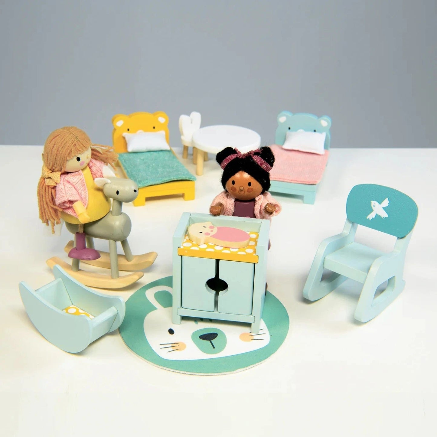 Dolls House Childrens Room Furniture Tender Leaf Lil Tulips