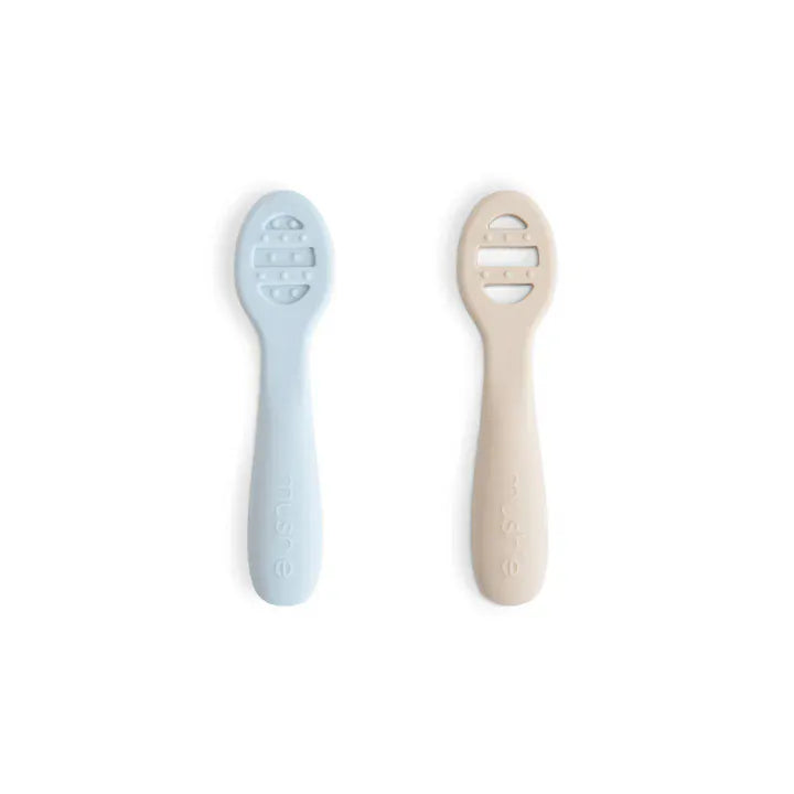 First Feeding Baby Spoons 2-Pack (Powder Blue/Shifting Sand) Mushie Lil Tulips