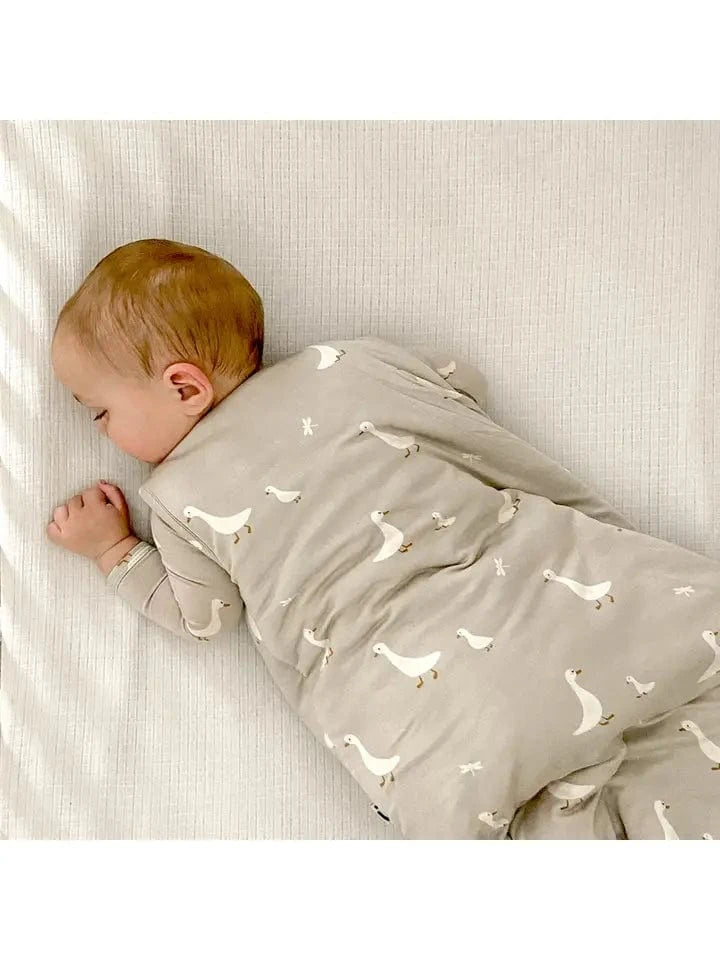 Goose Sleep Bag 2.5 Tog Gunamuna Lil Tulips
