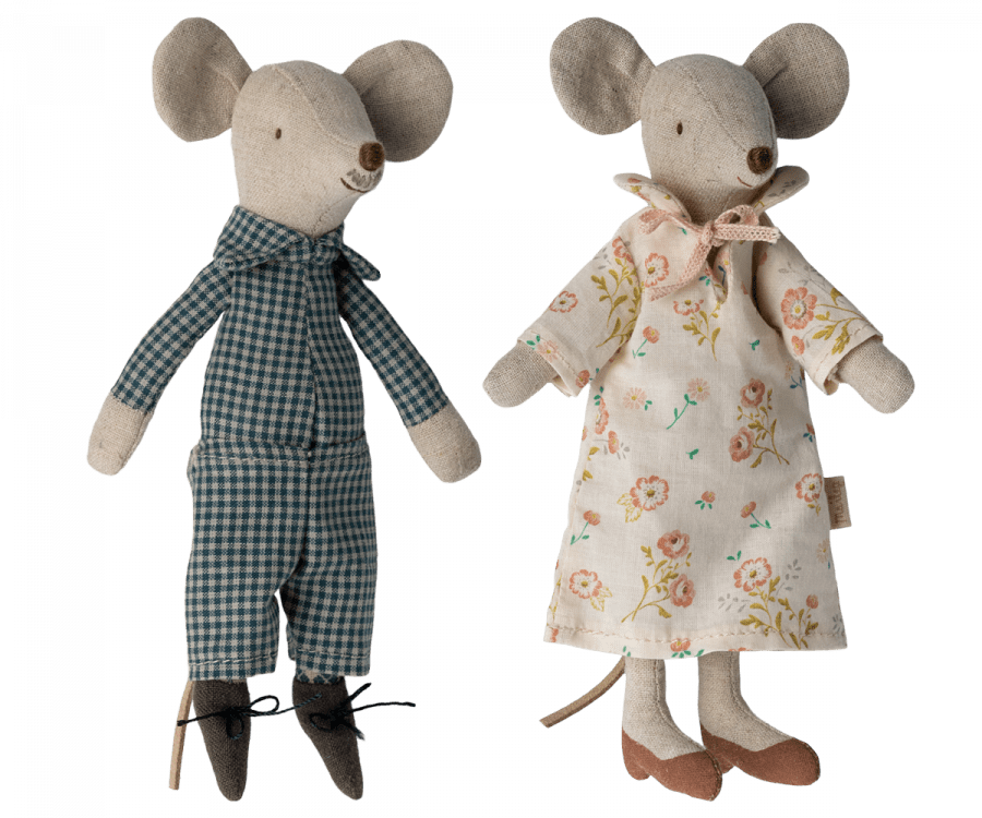 Grandma & Grandpa Mice in Cigarbox Maileg Lil Tulips