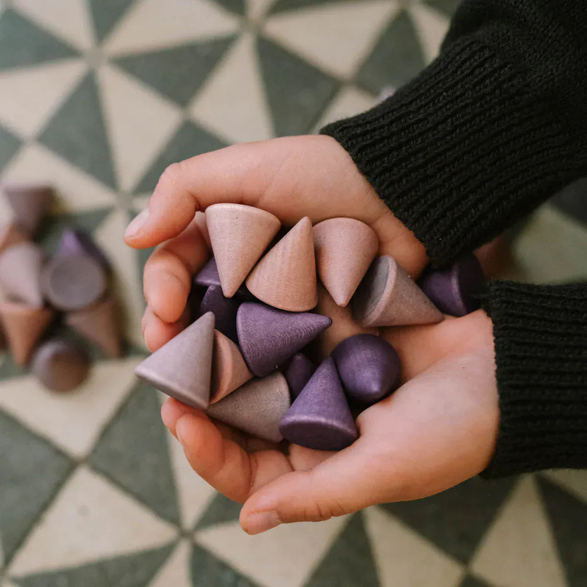 Grapat Mandala Peak Grapat Lil Tulips