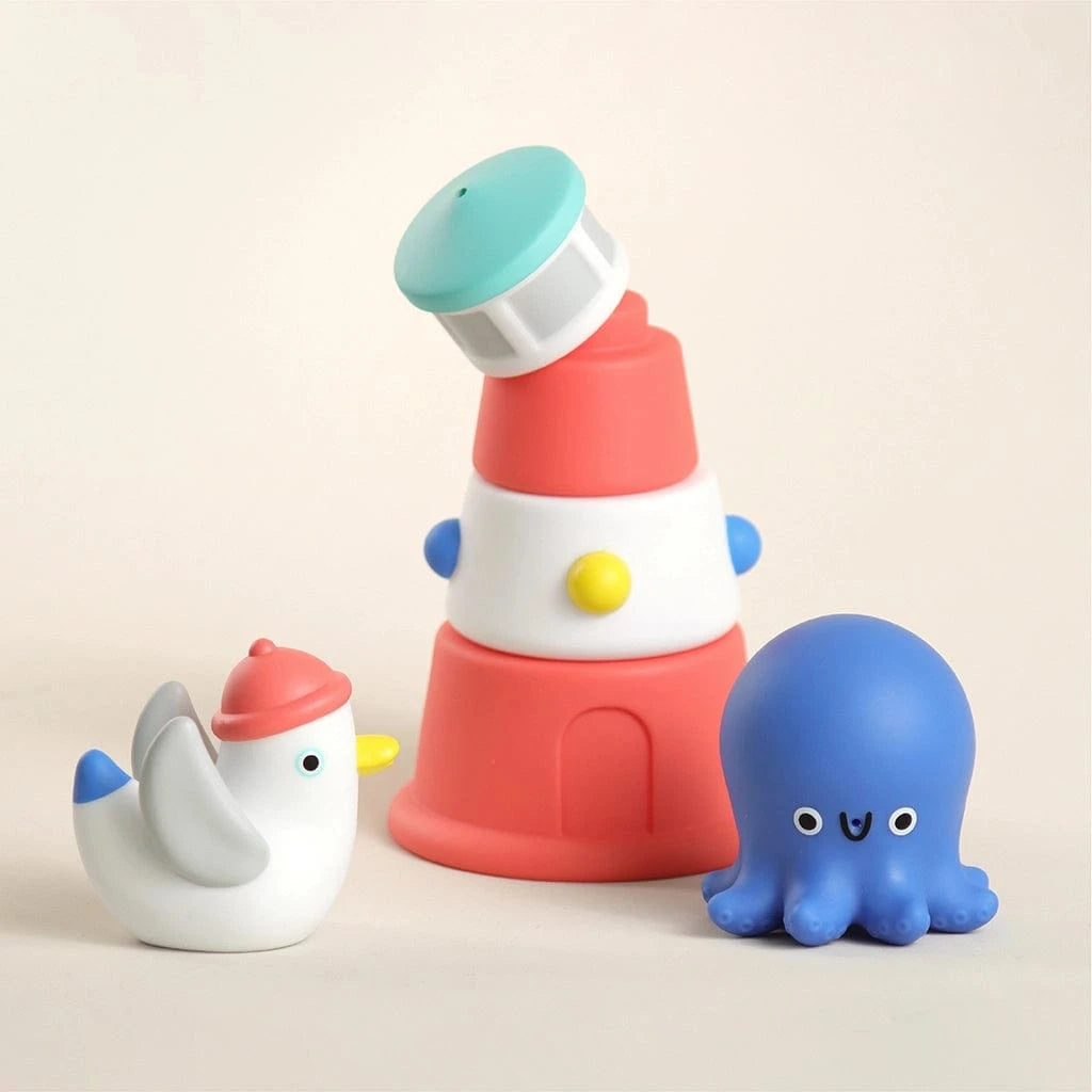 Itzy Stack & Squirt™ Bath + Water Toy Itzy Ritzy Lil Tulips