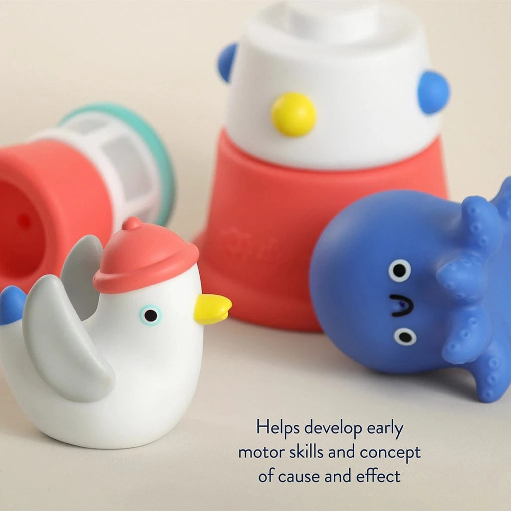 Itzy Stack & Squirt™ Bath + Water Toy Itzy Ritzy Lil Tulips