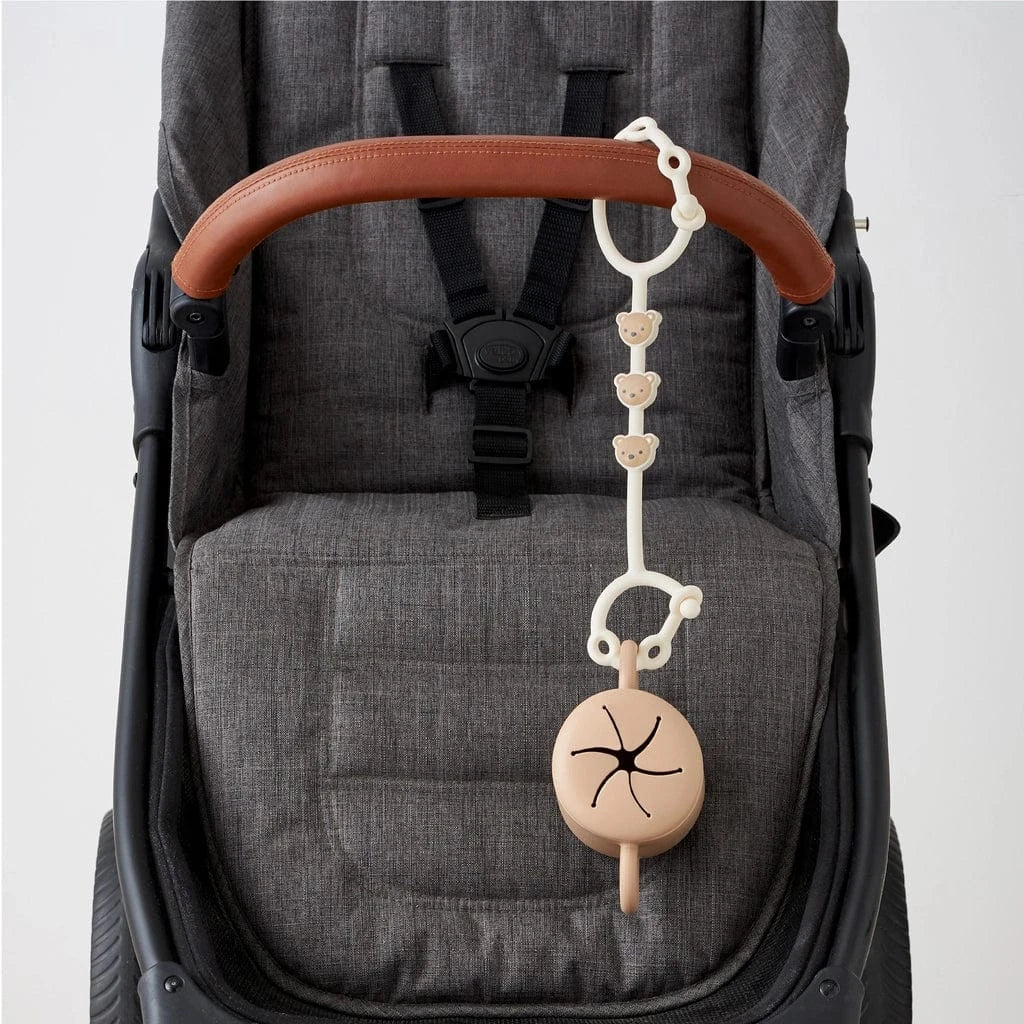 Itzy Strap™ - Bear Itzy Ritzy Lil Tulips