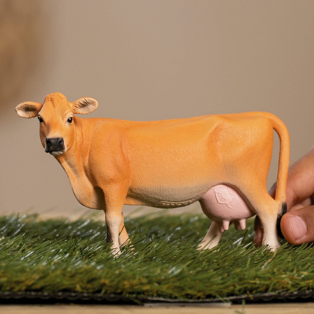 Jersey Cow Farm Animal Toy Schleich Lil Tulips