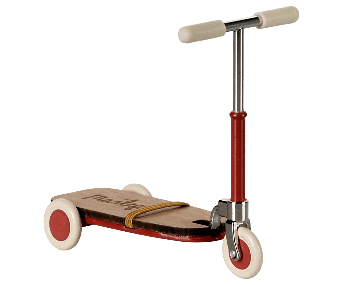 Kick board, Mouse - Red Maileg Lil Tulips