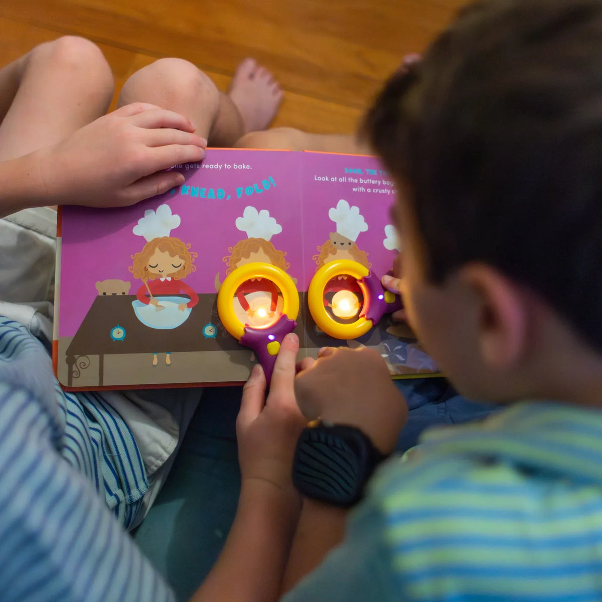 Light-Up Library™ - Around the World Little Cooks Glo Pals Lil Tulips