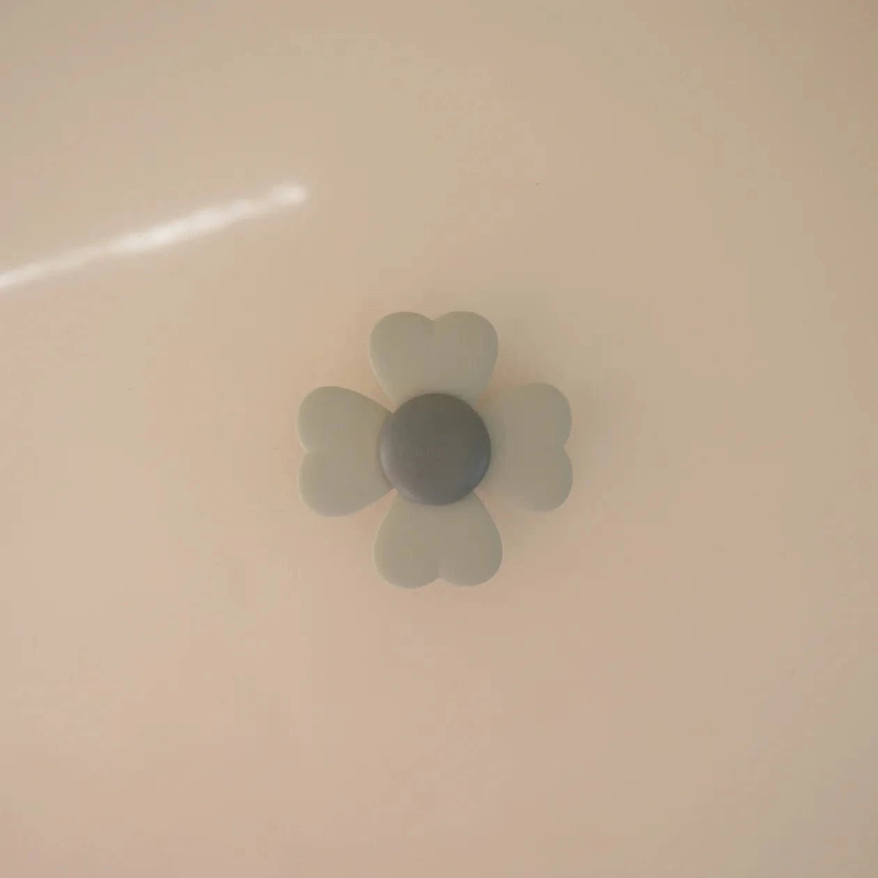 Lucky Suction Spinner Toy Mushie Lil Tulips