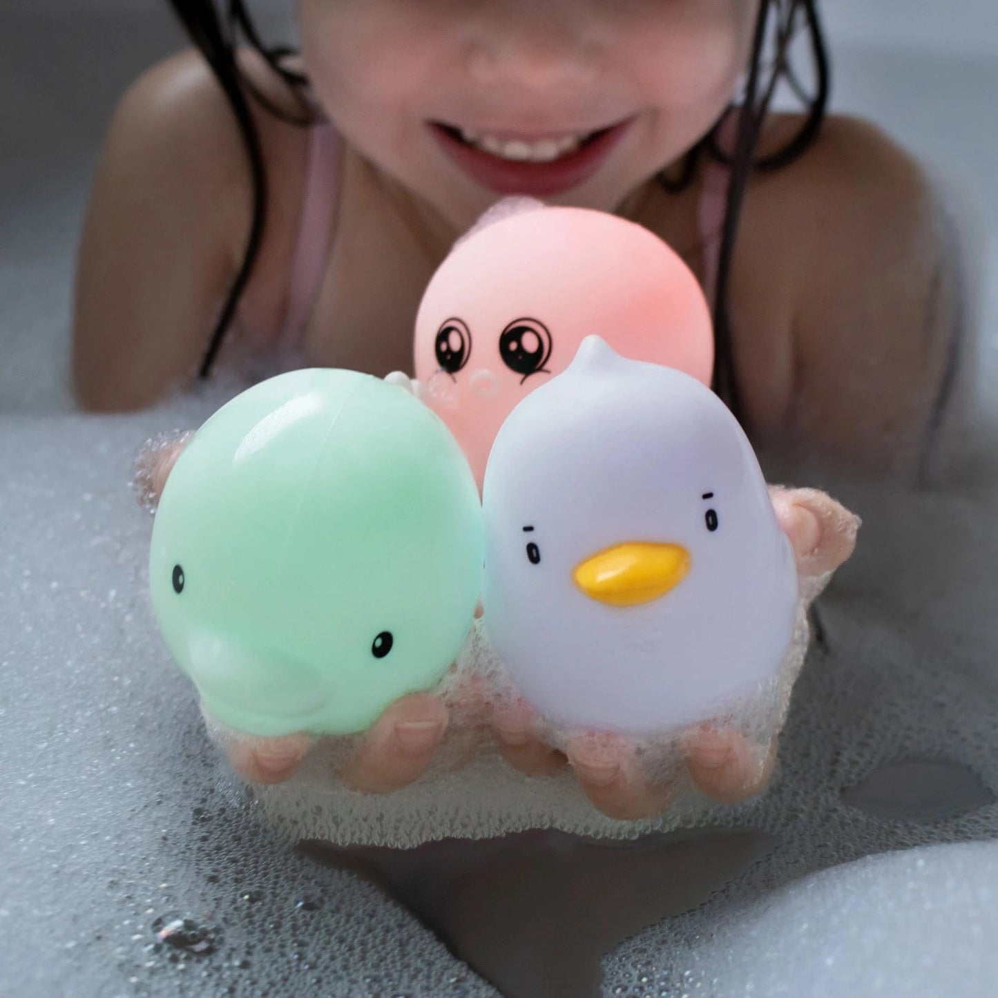 Lumisplash Glowing Bath Toys Lumieworld Lil Tulips