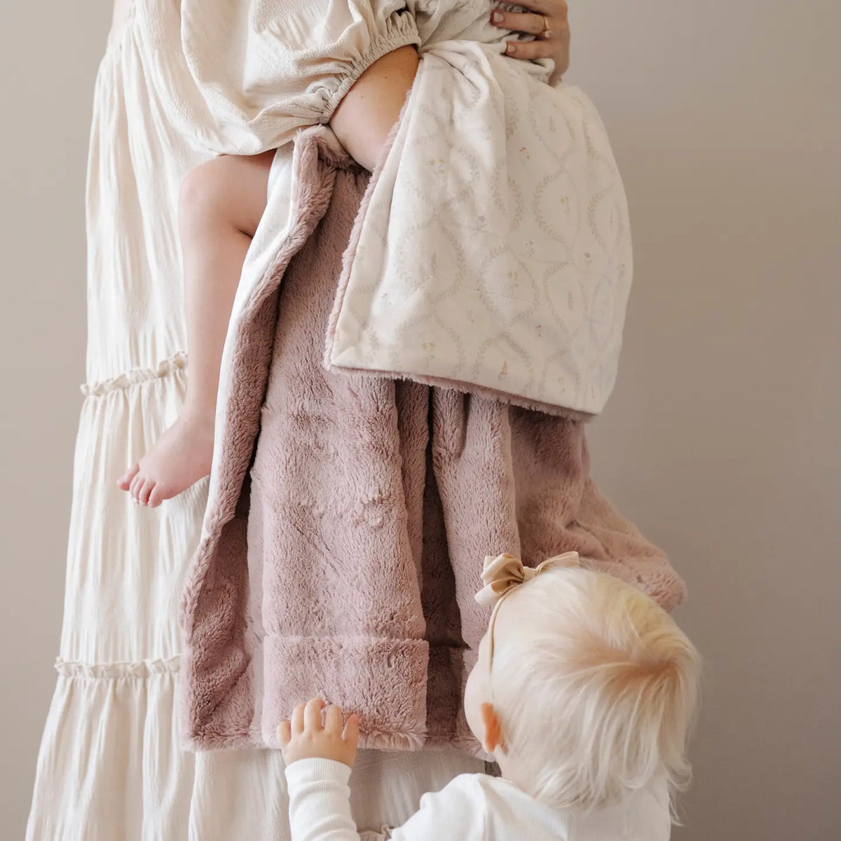 Minky/Lush Receiving Blanket - The Oakland Saranoni Lil Tulips