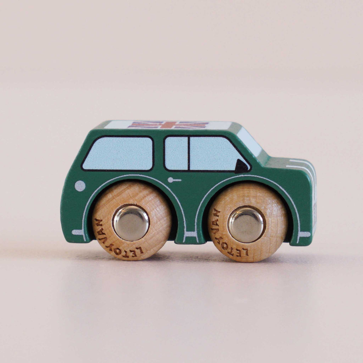 Molly Wooden Vehicle (GT45) Le Toy Van Lil Tulips