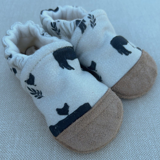 On the Farm Organic Slippers Snow + Arrow Lil Tulips