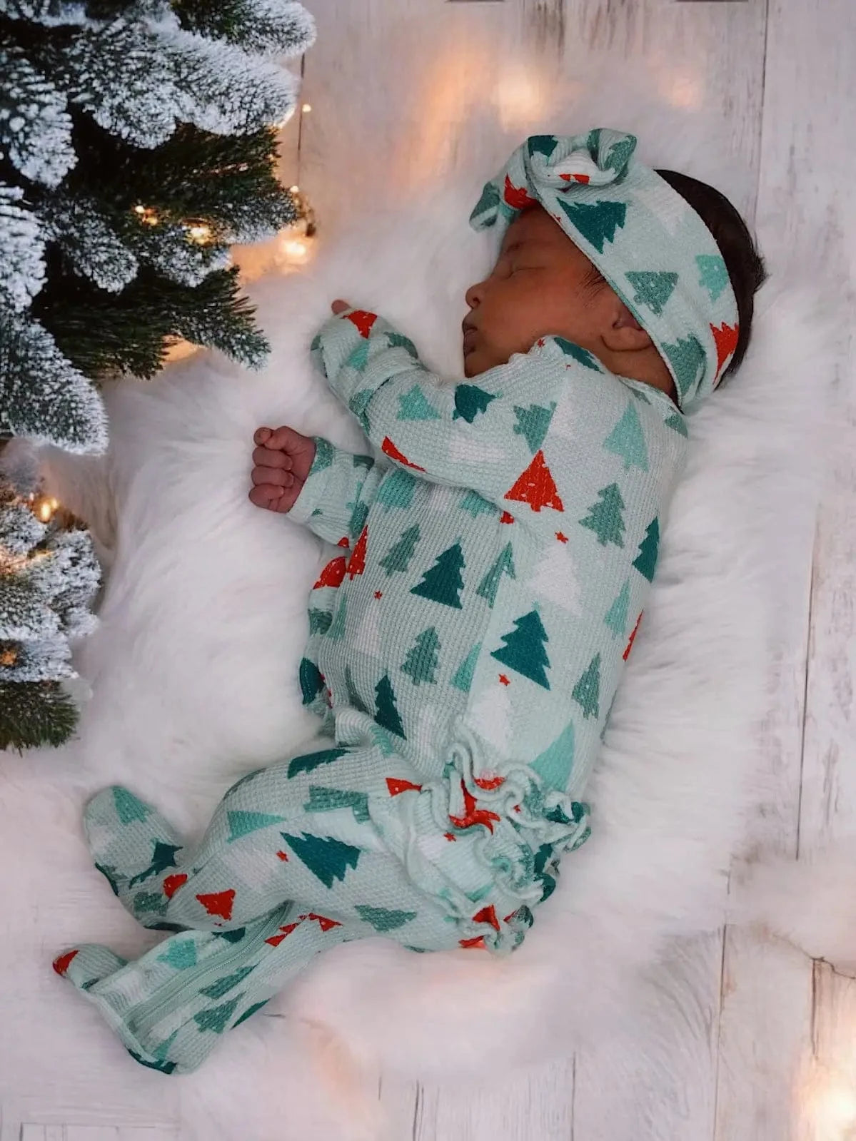 Organic Waffle Ruffle Zip Footie - Festive Firs SpearmintLOVE Lil Tulips