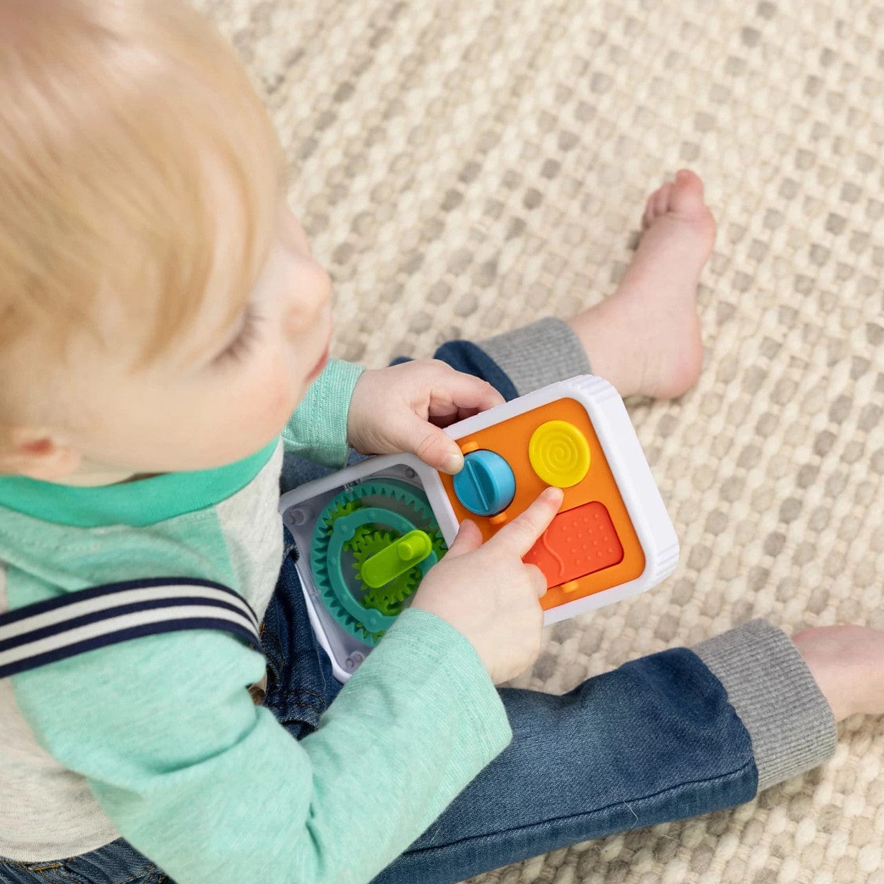 PlayTab Go Fat Brain Toys Lil Tulips