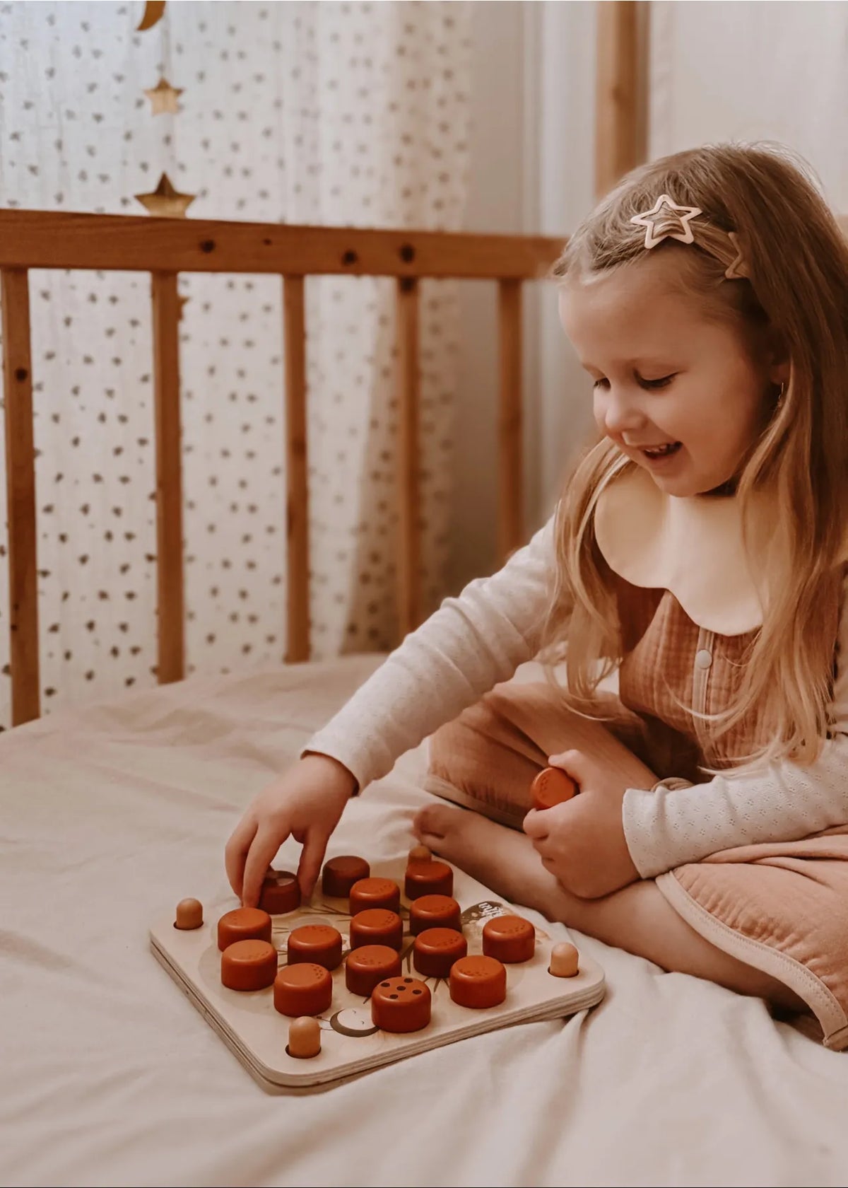 Pop & Peek - Educational Puzzle Mrs. Ertha Lil Tulips