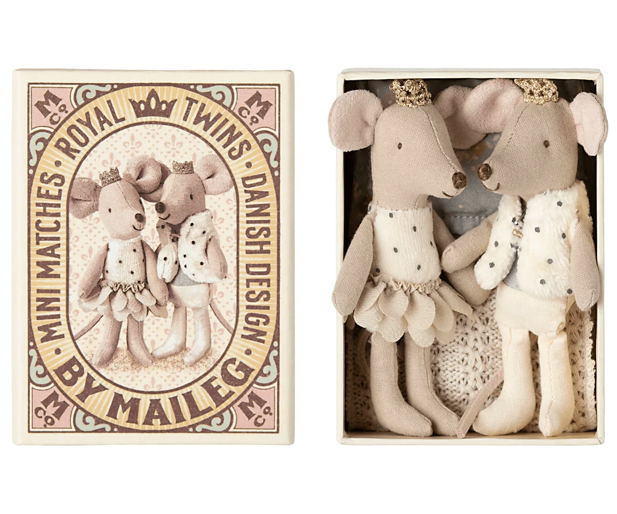 Royal twin mice, Little sister and brother in matchbox Maileg Lil Tulips