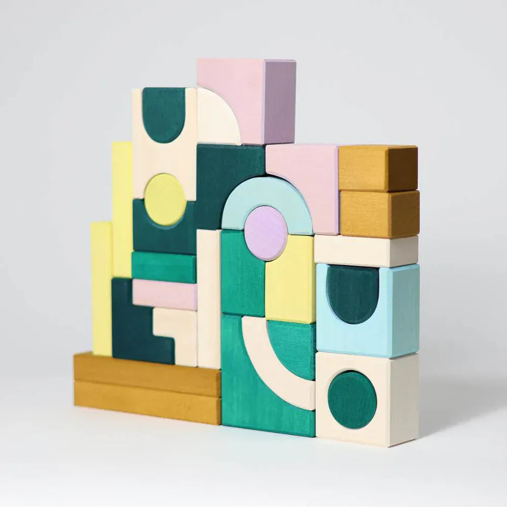 Small Building Set Movement Grimm's Lil Tulips