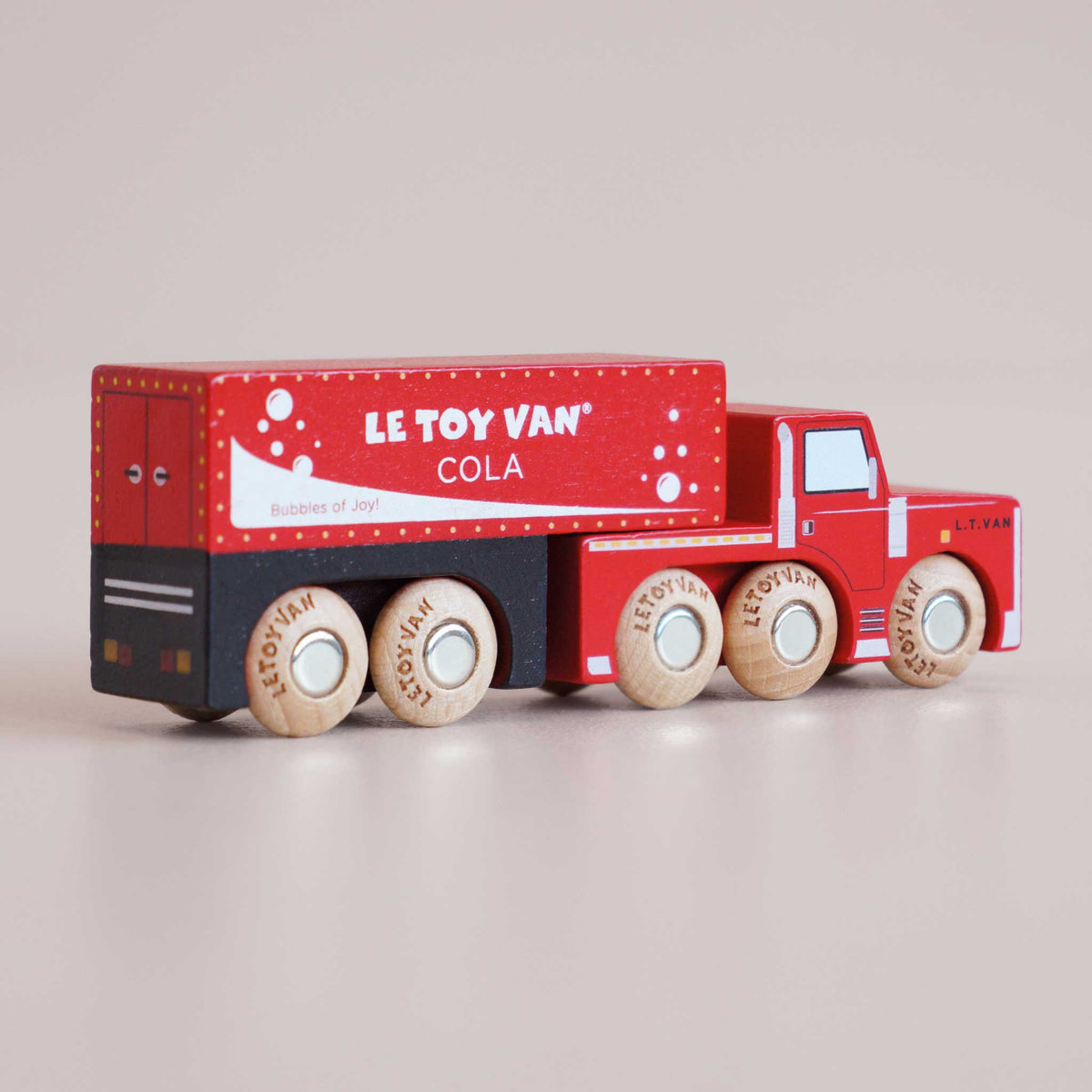 Toby Wooden Vehicle (GT180) Le Toy Van Lil Tulips