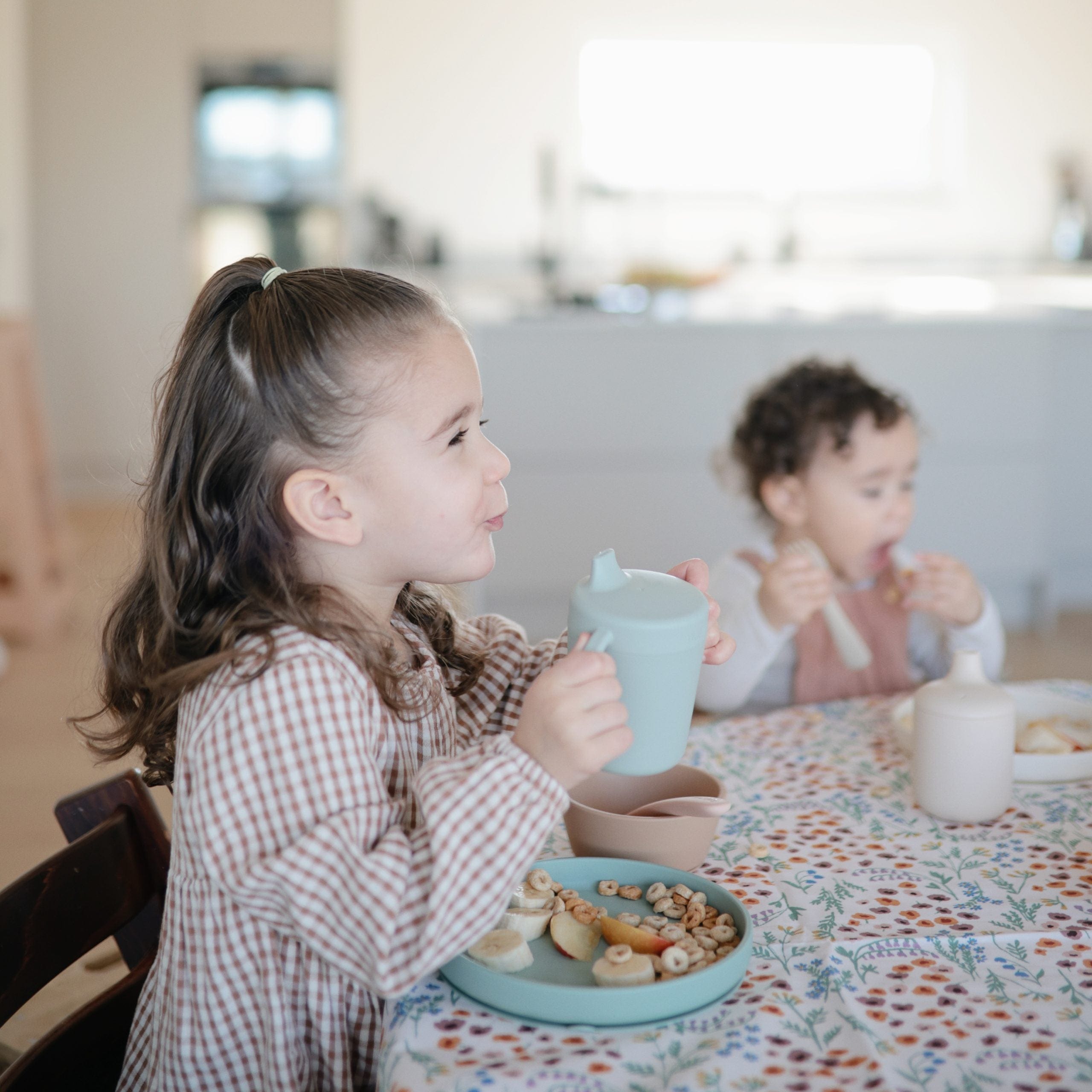 Trainer Sippy Cup (Sage) Mushie Lil Tulips