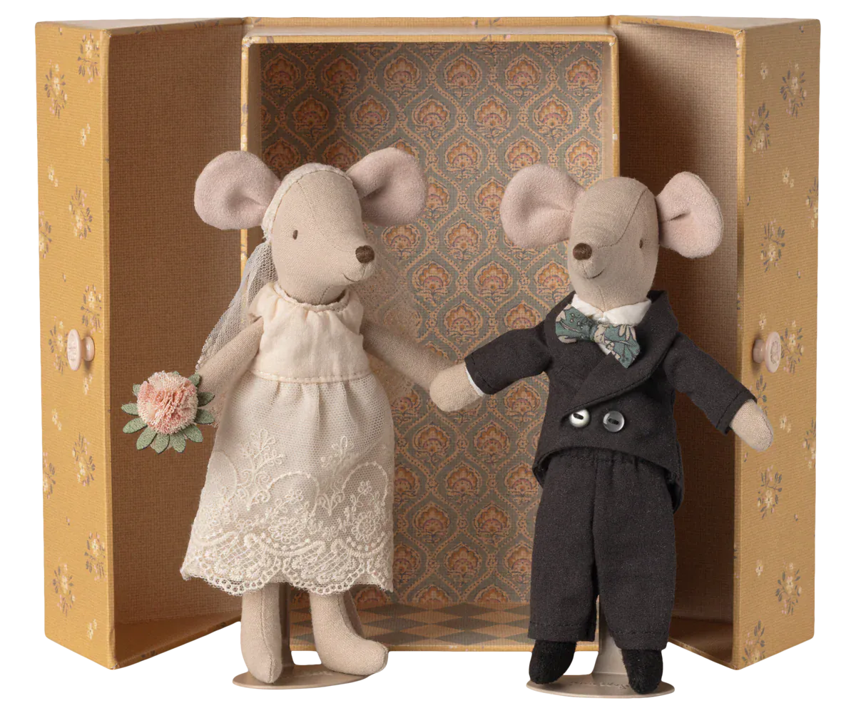 Wedding mice couple in box, Mum and Dad Maileg Lil Tulips