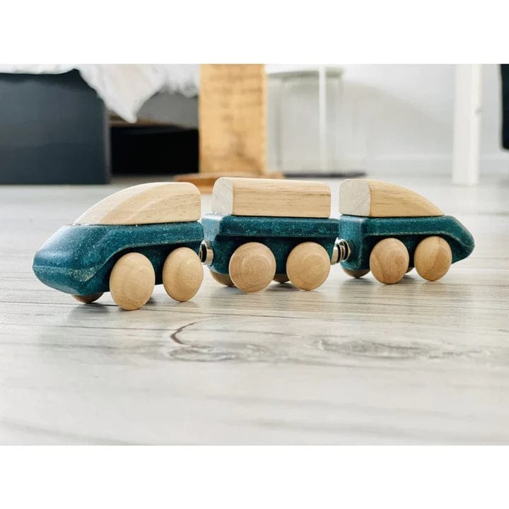 Classic Train Plan Toys Lil Tulips
