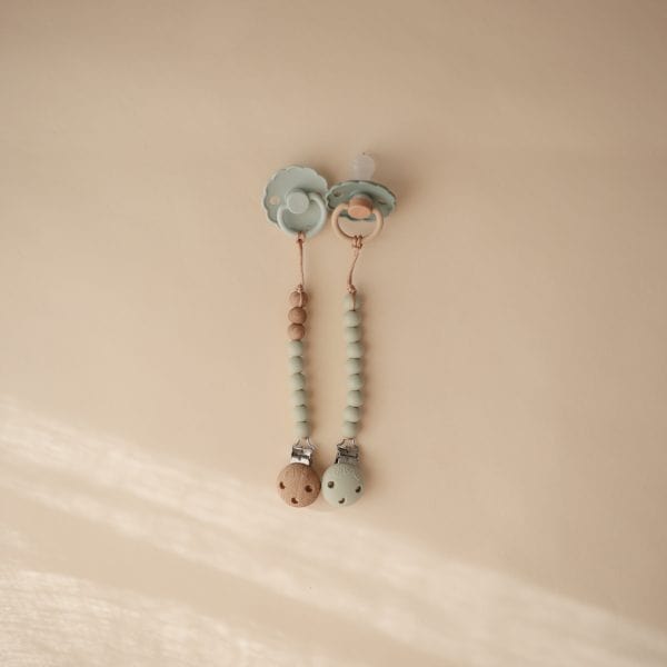 Pacifier Clip | Hera (Sage) Mushie Lil Tulips