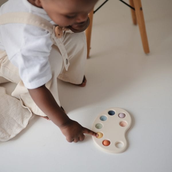 Paint Palette Press Toy Mushie Lil Tulips