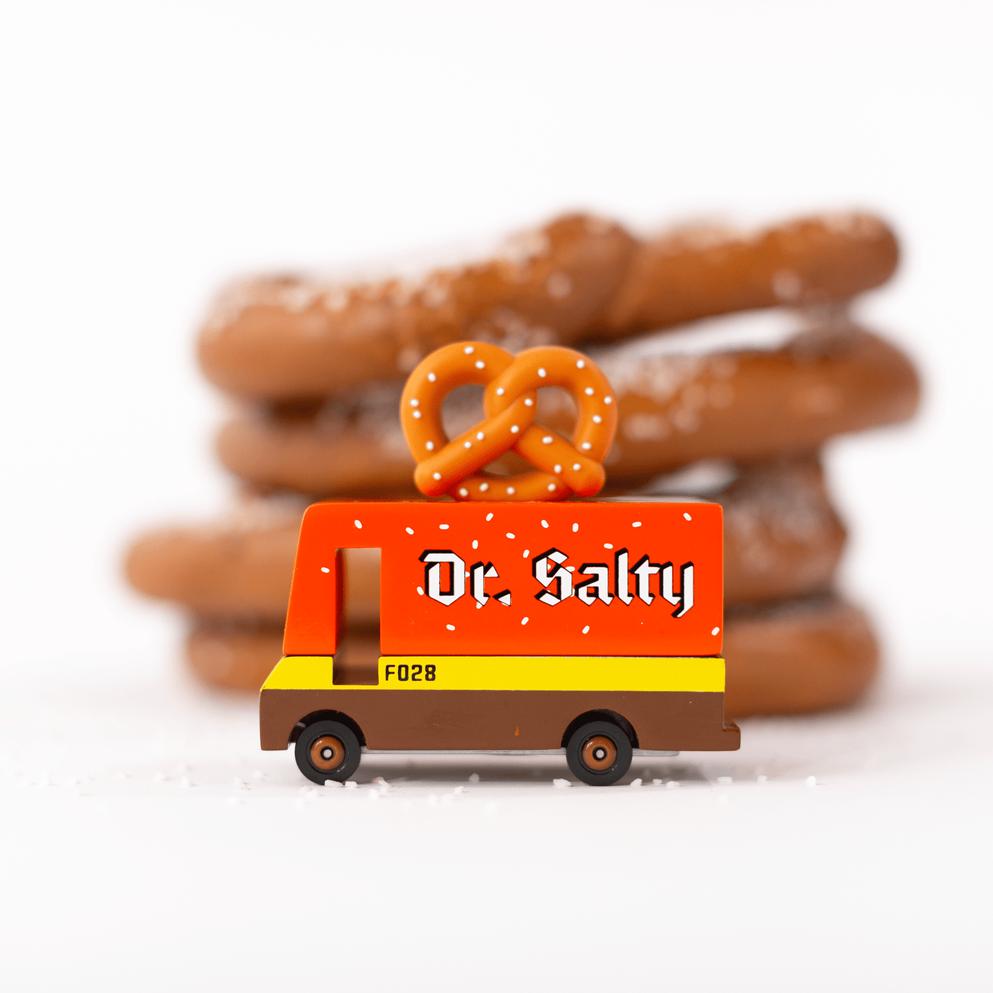 Pretzel Van CandyLab Lil Tulips
