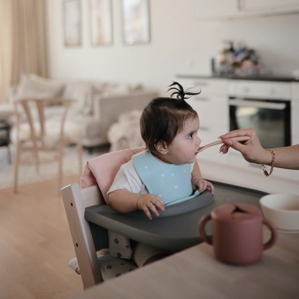 Snack Cup (Woodchuck) Mushie Lil Tulips