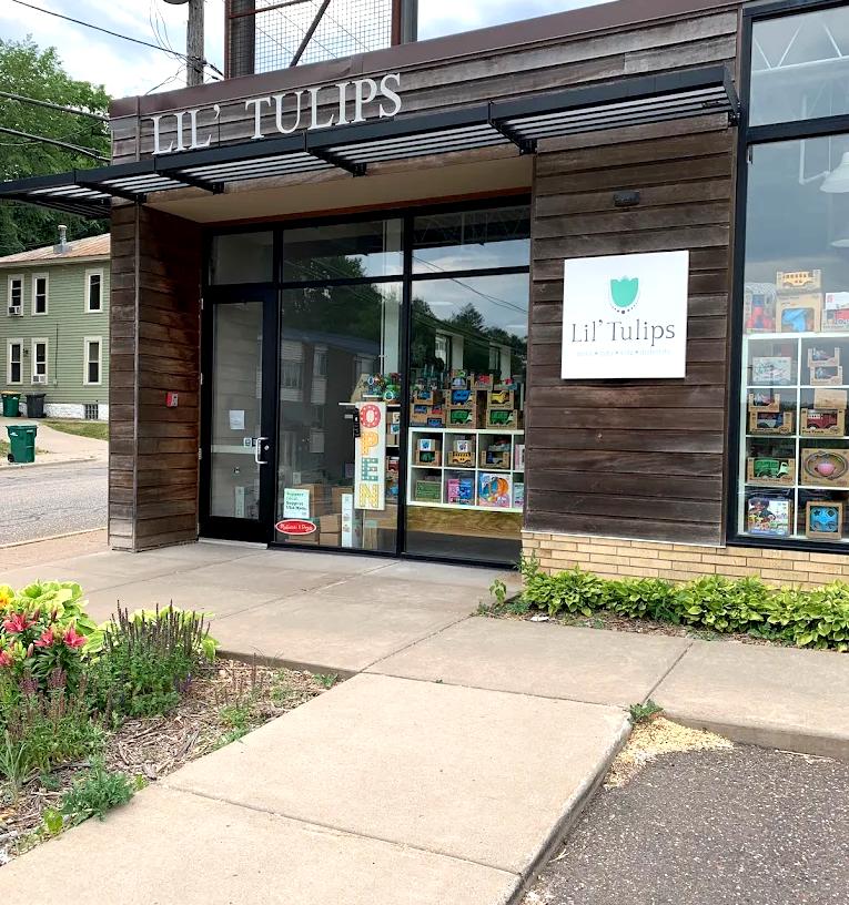 Lil Tulips toy store storefront in Stillwater Minnesota with Jellycat plush and baby gifts
