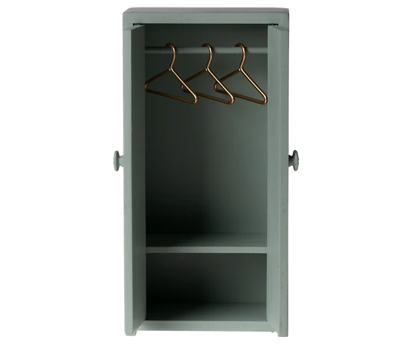 Closet, Mouse -  Soft blue