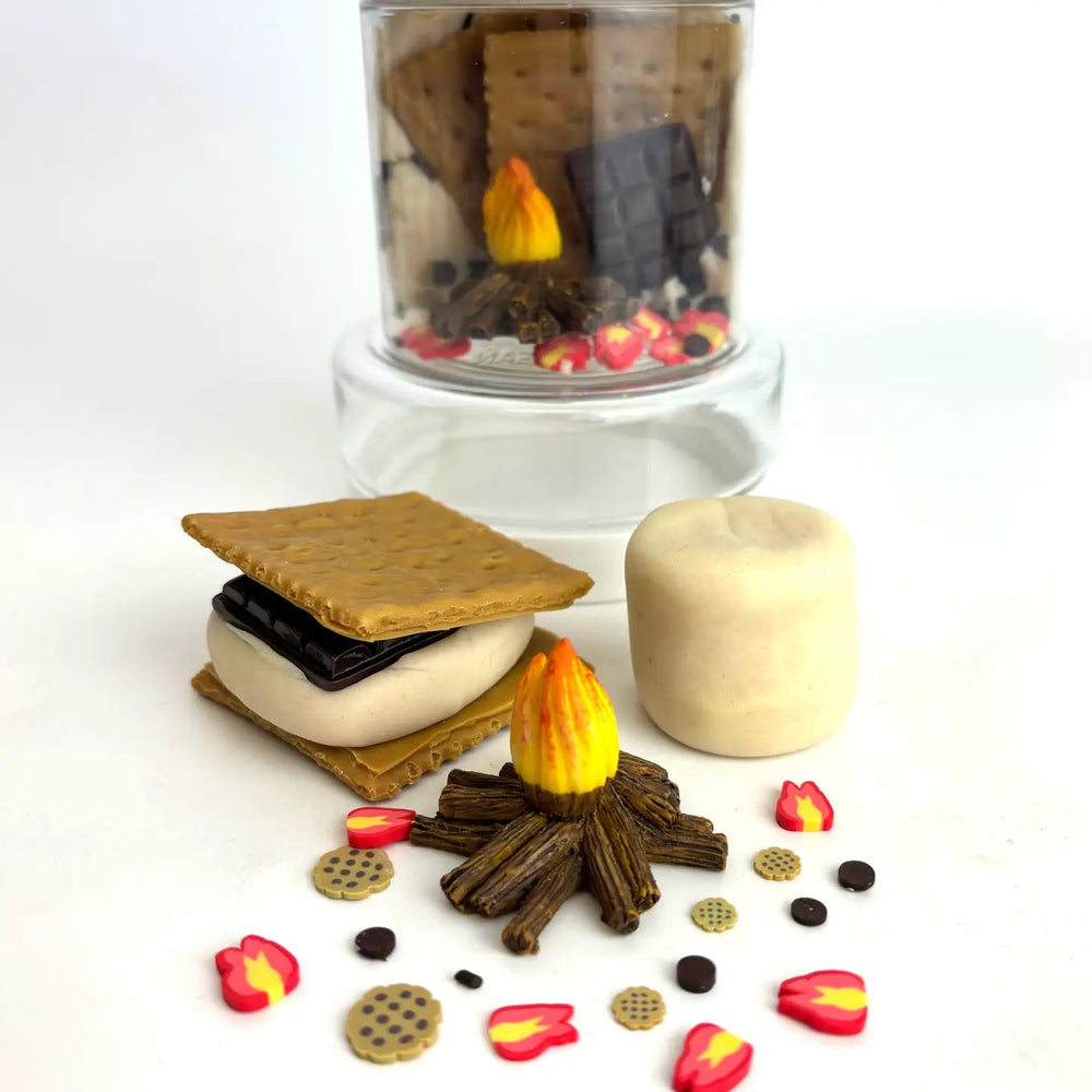 S'mores Play Dough-To-Go Kit