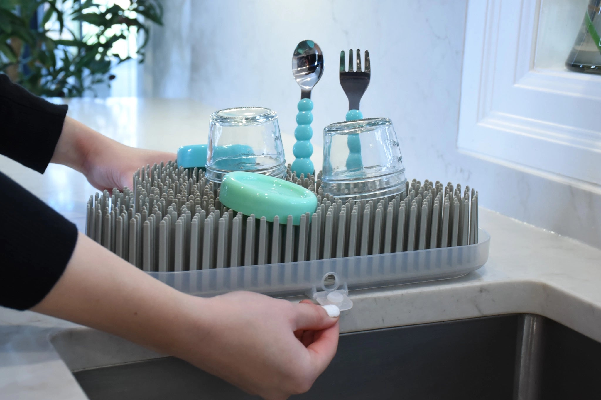 Countertop Baby Bottle Drying Rack and Drainboard