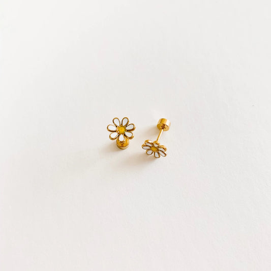 Daisy Flat Back Earrings