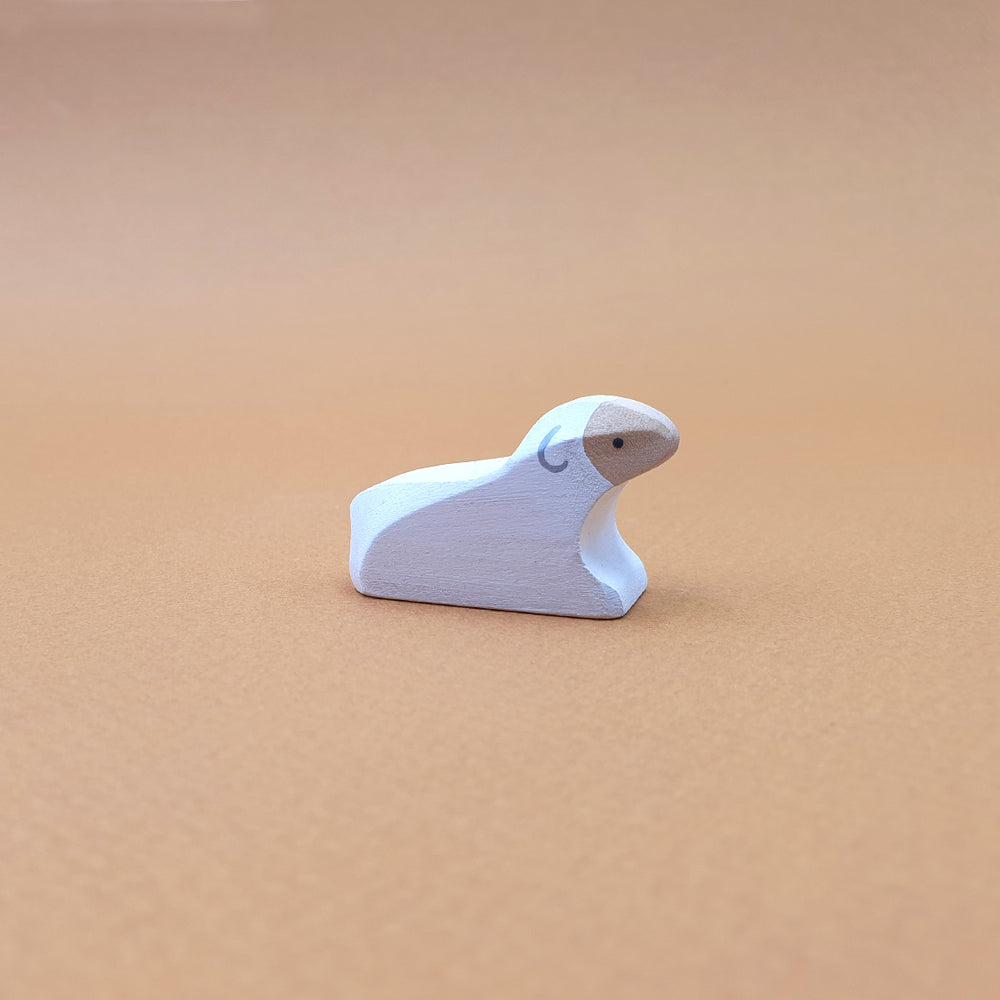 Brin d'Ours Wooden White Lamb Sitting