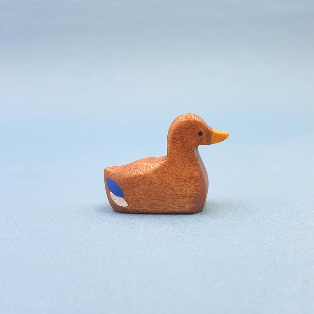 Brin d'Ours Wooden Female Duck Swimming