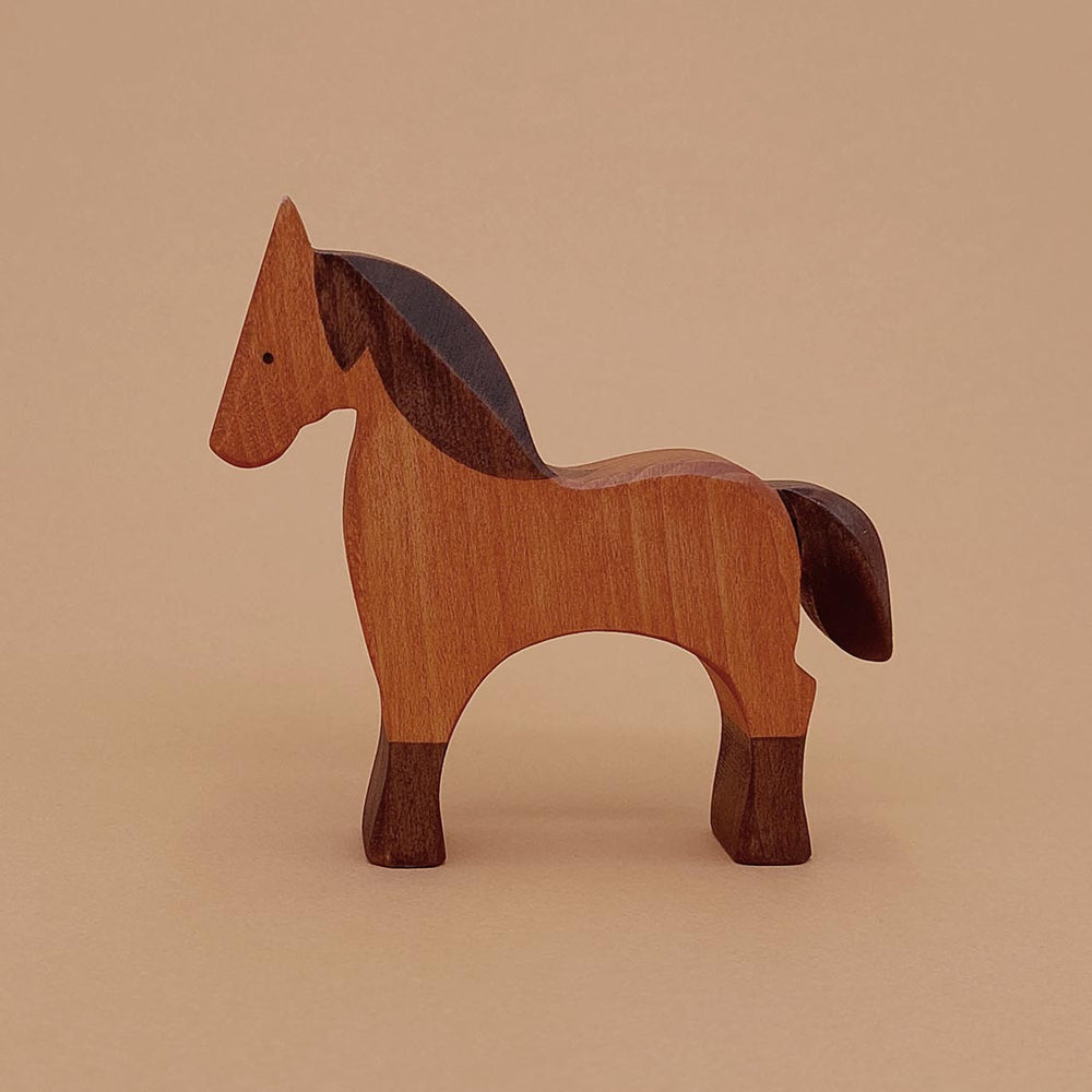 Brin d'Ours Wooden Bay Horse