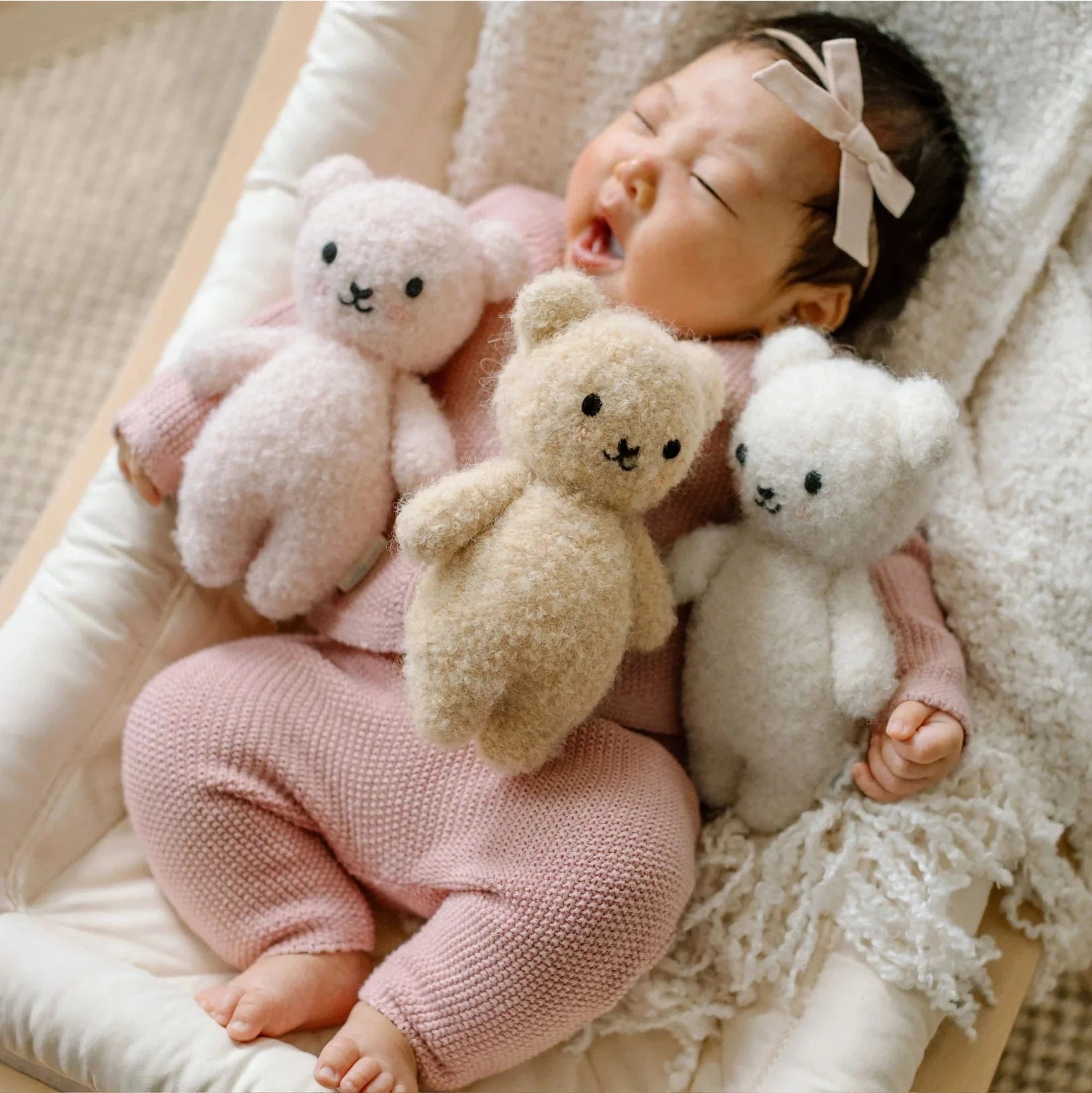 Baby Bouclé Bear Ivory Hand Knit cuddle+kind Lil Tulips
